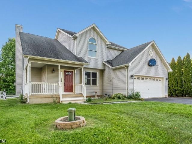 40 Thatcher Road, Stewartsville, US, NJ