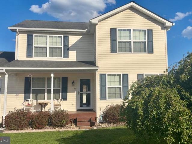 40 Village Dr, Capon Bridge, WV 26711