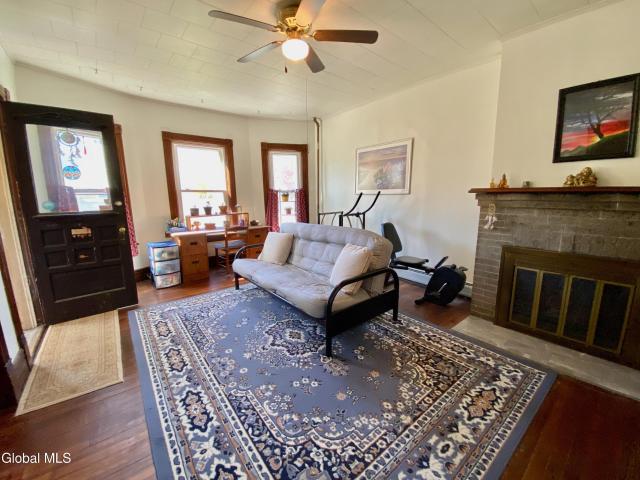40 Voorheesville Avenue