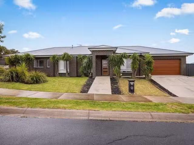 40 Wellington Drive, Thurgoona, NSW 2640