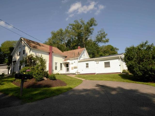 40 Western Ave, Milton, NH 03852