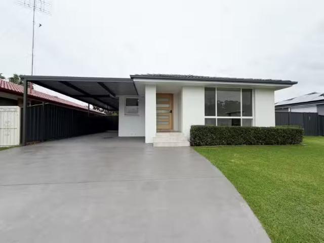 40 Willoring Crescent, JAMISONTOWN House for rent Listed by S.