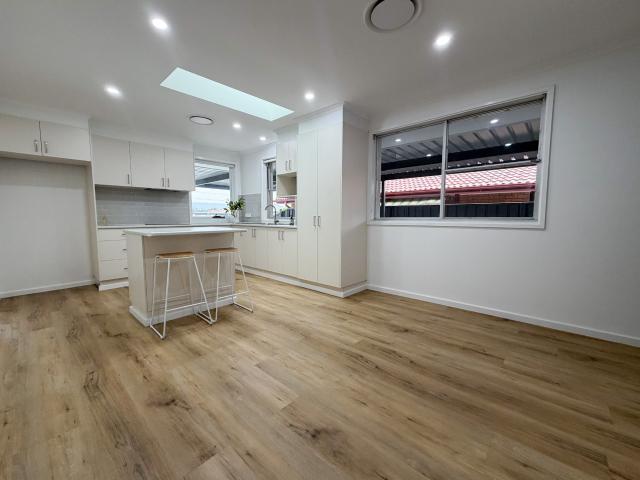 40 Willoring Crescent Jamisontown, NSW 2750