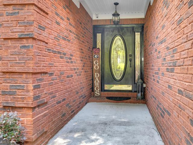 40 Woodcrest Avenue