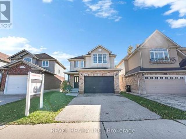 40 Yates Avenue, Cambridge, ON, N1P 0A3 house for sale | Listing ID X14093 | Royal LePage