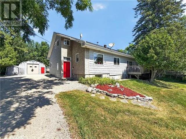 40 Younge Street, Kagawong, Manitoulin Island, ON, P0P 1J0 house for sale | Listing ID 2129 | Royal LePage