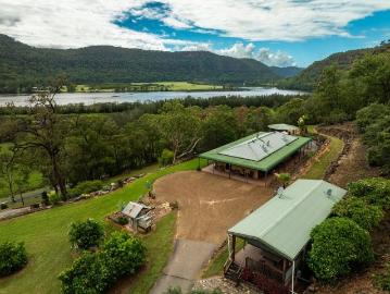 40 Acre Estate Space, Serenity, Views