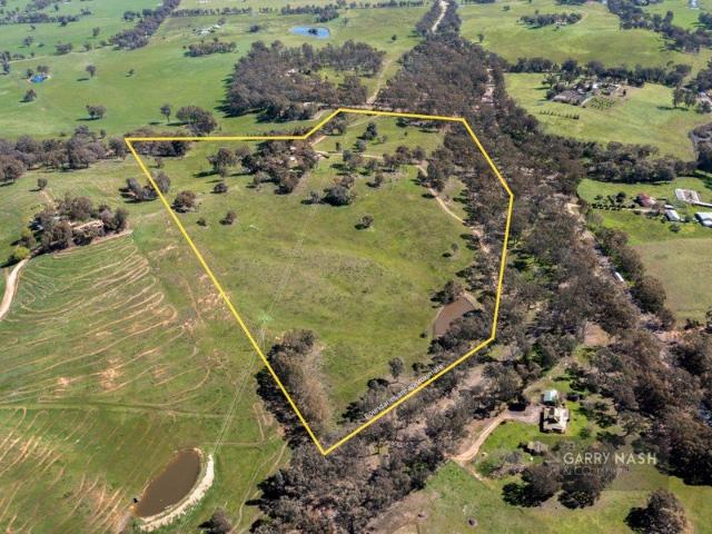 40 ACRES OF LIFESTYLE, PRIVACY & STUNNING NORTH EAST VIEWS