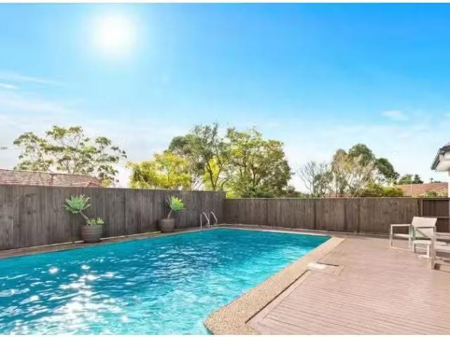 40 Allambie Avenue, East Lindfield House for rent Listed by M.
