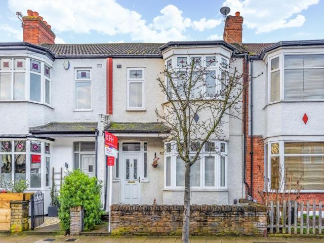 40 Allen Road, London, BR3 4NU, United Kingdom | 3 bed house for rent #140227980 | Rentberry