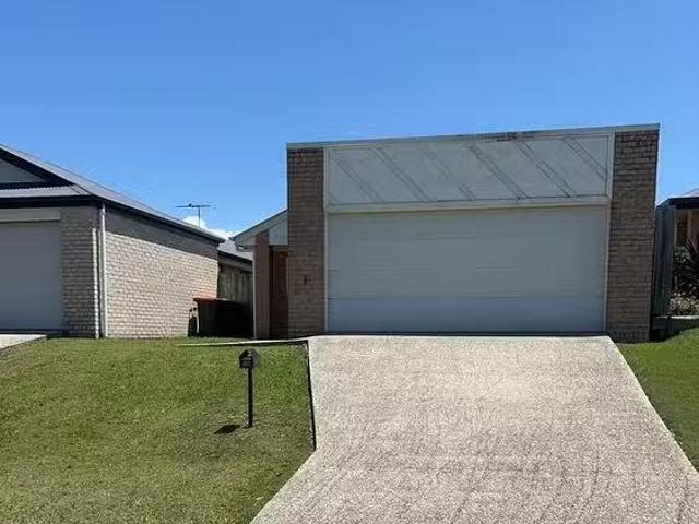 40 Amity Drive, Rothwell, QLD 4022