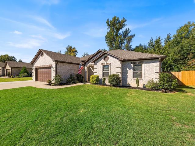40 Arbor Trail