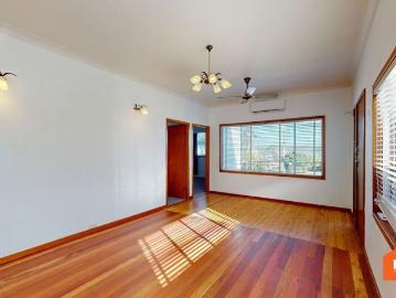 40 Bareki Road, Eleebana NSW 2282