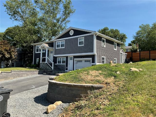 40 Bayberry Drive