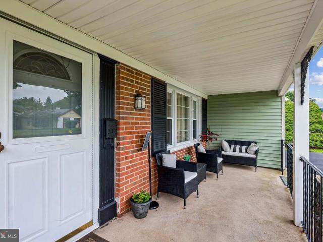 40 Berkshire Lane