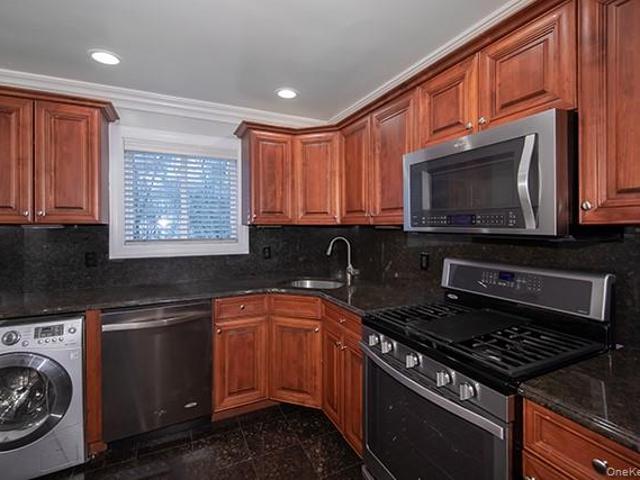 40 Broadway, Unit A2, Amityville, NY 11701 | MLS #942523