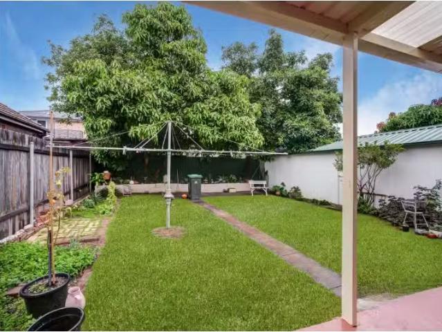 40 Castlereagh Street, CONCORD House for rent Listed by Julia.