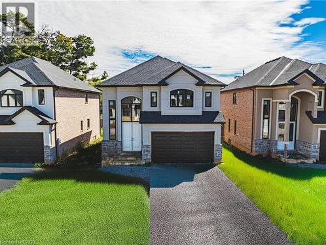 40 Cesar Place, Ancaster, ON, L9G 0G3 house for sale | Listing ID 40844 | Royal LePage