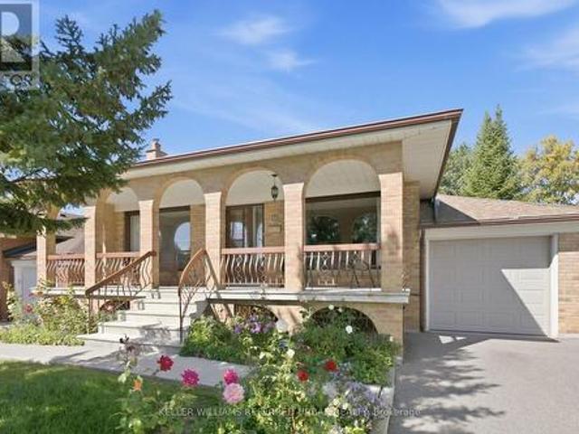 40 Datchet Road, Toronto, ON, M3M 1X6 house for sale | Listing ID W13825 | Royal LePage