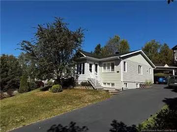 Edmundston, New Brunswick - Nouveau-brunswick