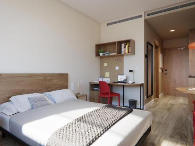 40 Dormitorio Apartamentos Madrid Madrid 105410442
