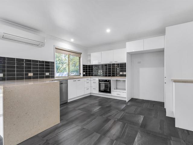 40 Dougy Street, Bellbowrie QLD 4070 House For Rent | Domain