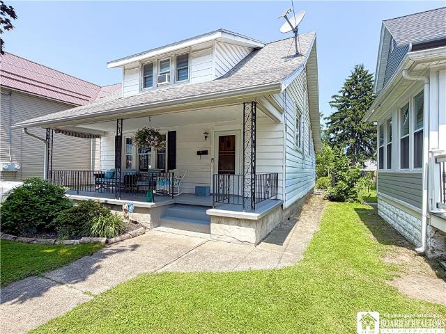 40 E Front Street