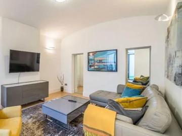 40 Ennismore Gardens, London, SW7 1AH, United Kingdom | 3 bed apartment for rent #136169440 | Rentberry