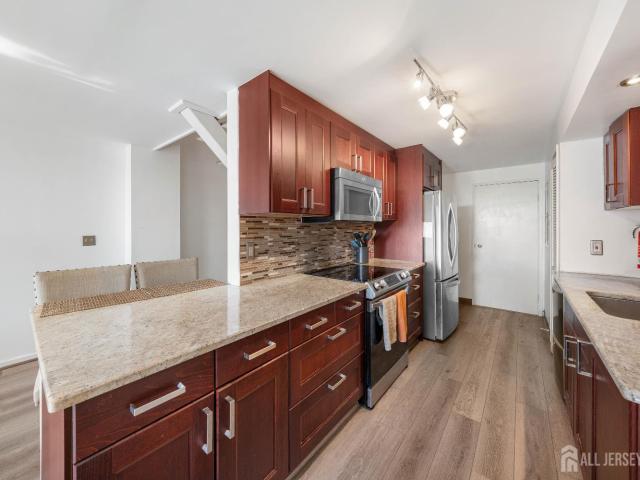40 Fayette Street 64