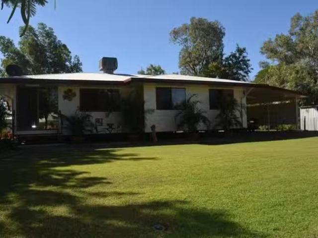 40 Gidyea Street, Barcaldine, QLD 4725