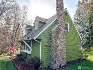 40 Glen Avenue