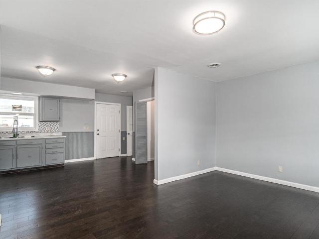 40 Greenwood Avenue