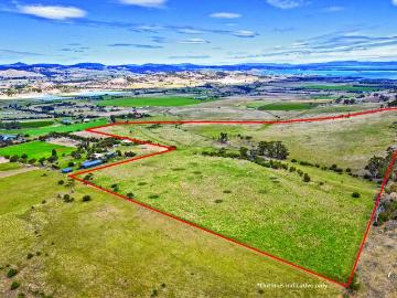 Land for sale in Orielton