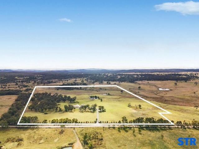 40 Hectares Approved for Living, Private & Exceptionally Well Equipped