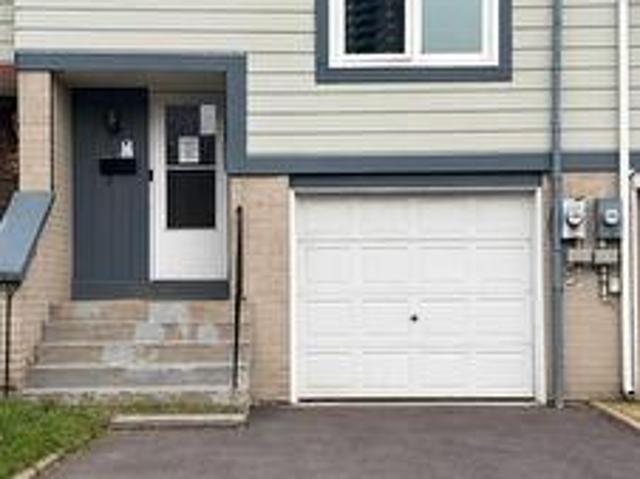 40 Hoskins Square, Brampton, ON, L6S 2N6 house for sale | Listing ID W13780 | Royal LePage