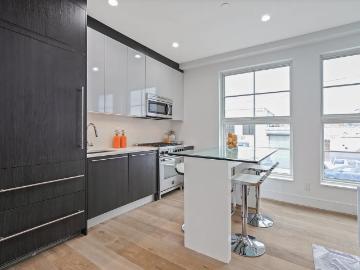 40 Huntington Street 1E