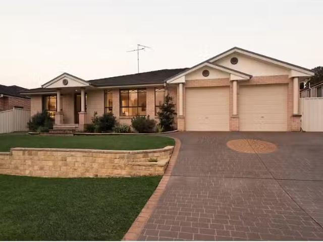 40 Kurrajong Circuit, Mount Annan House for rent Listed by Ha.