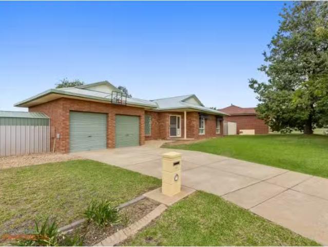 40 Lamilla Street, Glenfield Park House for rent Listed by Be.