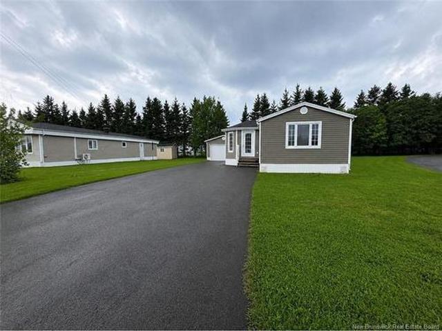 40 Lavallee St, Saint Jacques, NB, E7B 1T3 house for sale | Listing ID NB146414 | Royal LePage