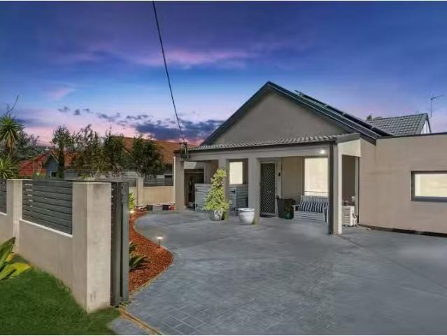 40 Lawson Street, Matraville House for rent Listed by John By.
