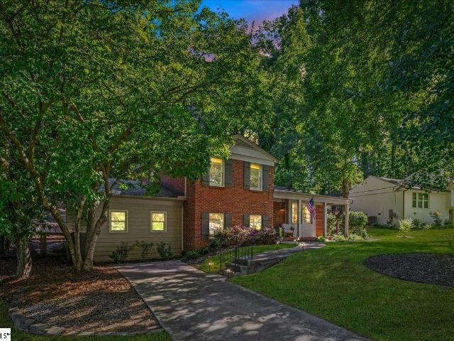 40 Lockwood Avenue
