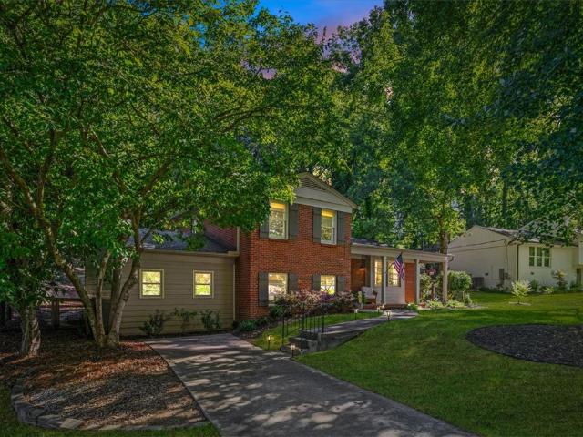 40 Lockwood Avenue
