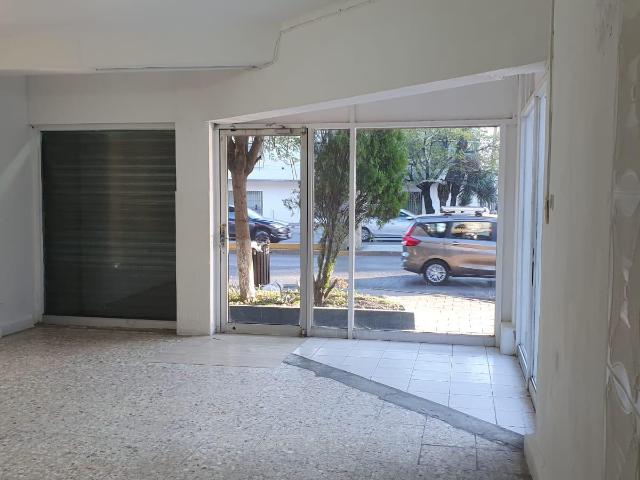 003 00681 LR Local renta Centro de Monterrey, N.L