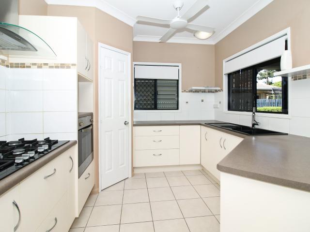 40 Mannikin Way Bohle Plains, QLD 4817