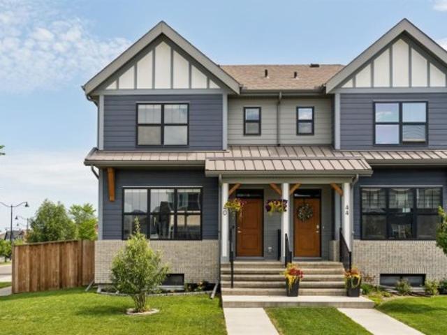 40 Magnolia Parade Se, Calgary, AB, T3M 3E5 house for sale | Listing ID A2330 | Royal LePage