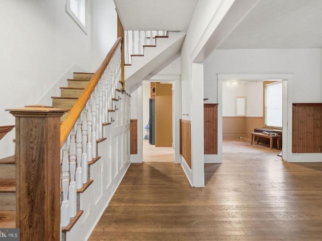 40 Maple Ln, Berkeley Springs, WV 25411 | MLS #WVMO2007
