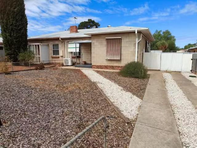 40 Midlow Road, ELIZABETH DOWNS, SA 5113 House for Rent
