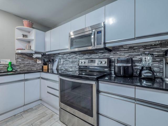 40 N Interstate 35 Highway # 4A4