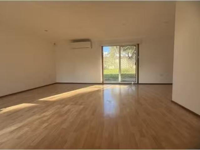 40 Napier Avenue, Lurnea House for rent Listed by Qiling ela.