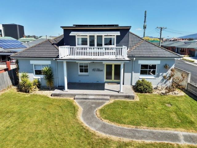 40 ON MAIN, ULVERSTONE